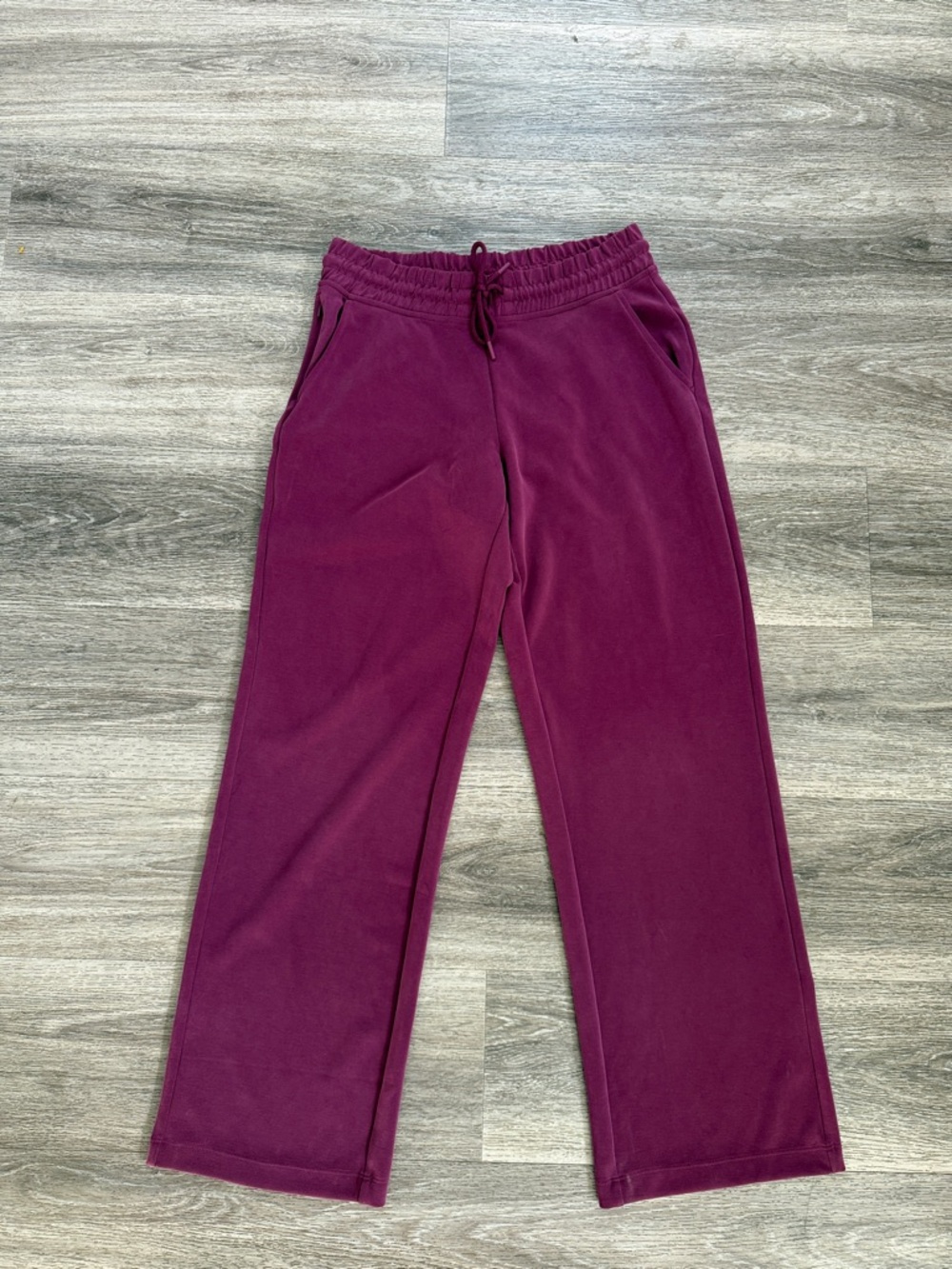 Athleta Straight Leg lPants Small Mid Rise Casual Athletic Jogger Small
